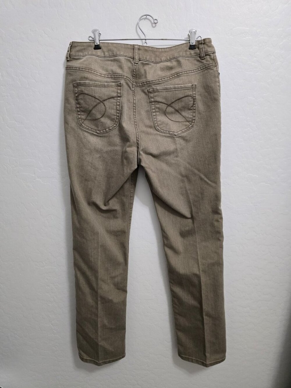 Chicos Platinum Denim Taupe Straight-Leg Jeans Women's Size 1.5 Reg - Picture 7 of 7